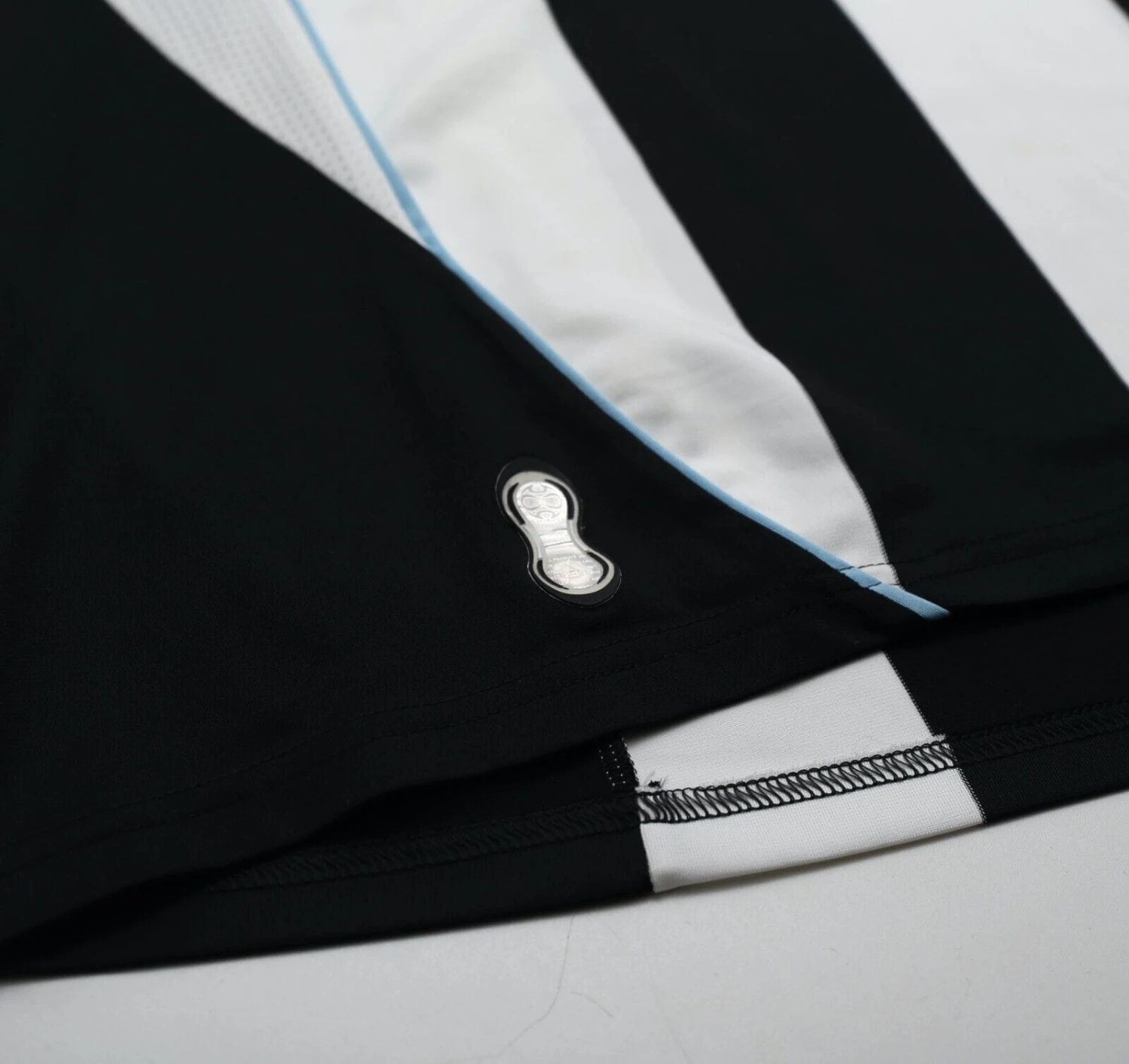 2007/09 MARTINS #9 Newcastle United Vintage adidas Football Shirt (XL)(2007 09 martins 9 newcastle united vintage adidas football shirt xl) 2007/09 MARTINS #9 Newcastle United Vintage Adidas Football Shirt (XL)(2007 09 Martins 9 Newcastle United Vintage Adidas Football Shirt Xl) -Football Shirt Collective 2007 09 martins 9 newcastle united vintage adidas football shirt xl 1141242146