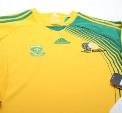 2007/09 SOUTH AFRICA Vintage Adidas Home Football Shirt (S) BNWT(2007 09 South Africa Vintage Adidas Home Football Shirt S Bnwt) -Football Shirt Collective 2007 09 south africa vintage adidas home football shirt s bnwt 40284086534391