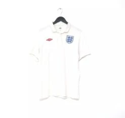 2010/11 England Vintage Umbro Home Football Shirt (M)(2010 11 England Vintage Umbro Home Football Shirt M)