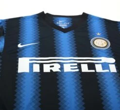 2010/11 INTER MILAN Vintage Nike Football Home Shirt (M)(2010 11 Inter Milan Vintage Nike Football Home Shirt M) 3 2010/11 INTER MILAN Vintage Nike Football Home Shirt (M)(2010 11 Inter Milan Vintage Nike Football Home Shirt M) -Football Shirt Collective 2010 11 inter milan vintage nike football home shirt m 41211576484087