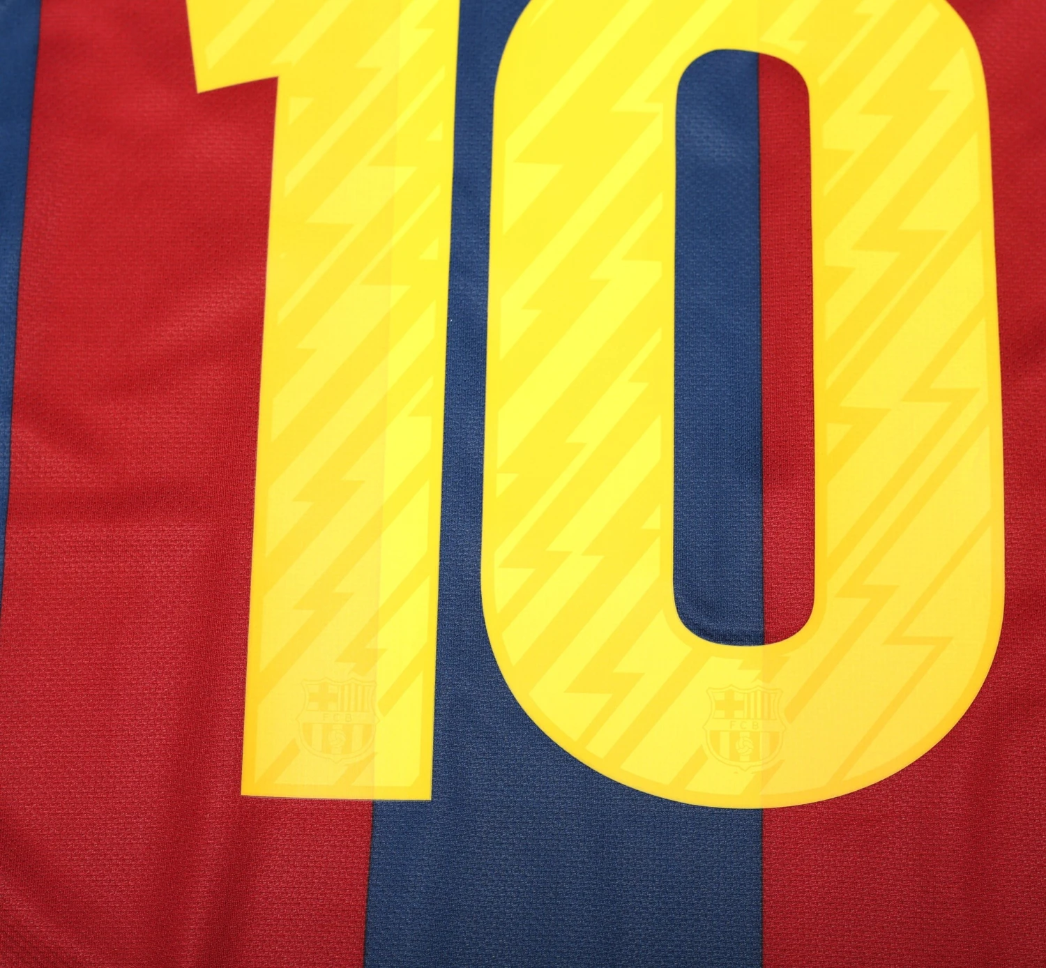 2010/11 MESSI #10 Barcelona Vintage Nike Home Football Shirt Jersey (S)(2010 11 messi 10 barcelona vintage nike home football shirt jersey s) 2010/11 MESSI #10 Barcelona Vintage Nike Home Football Shirt Jersey (S)(2010 11 Messi 10 Barcelona Vintage Nike Home Football Shirt Jersey S) -Football Shirt Collective 2010 11 messi 10 barcelona vintage nike home football shirt jersey s 42125169885431 scaled