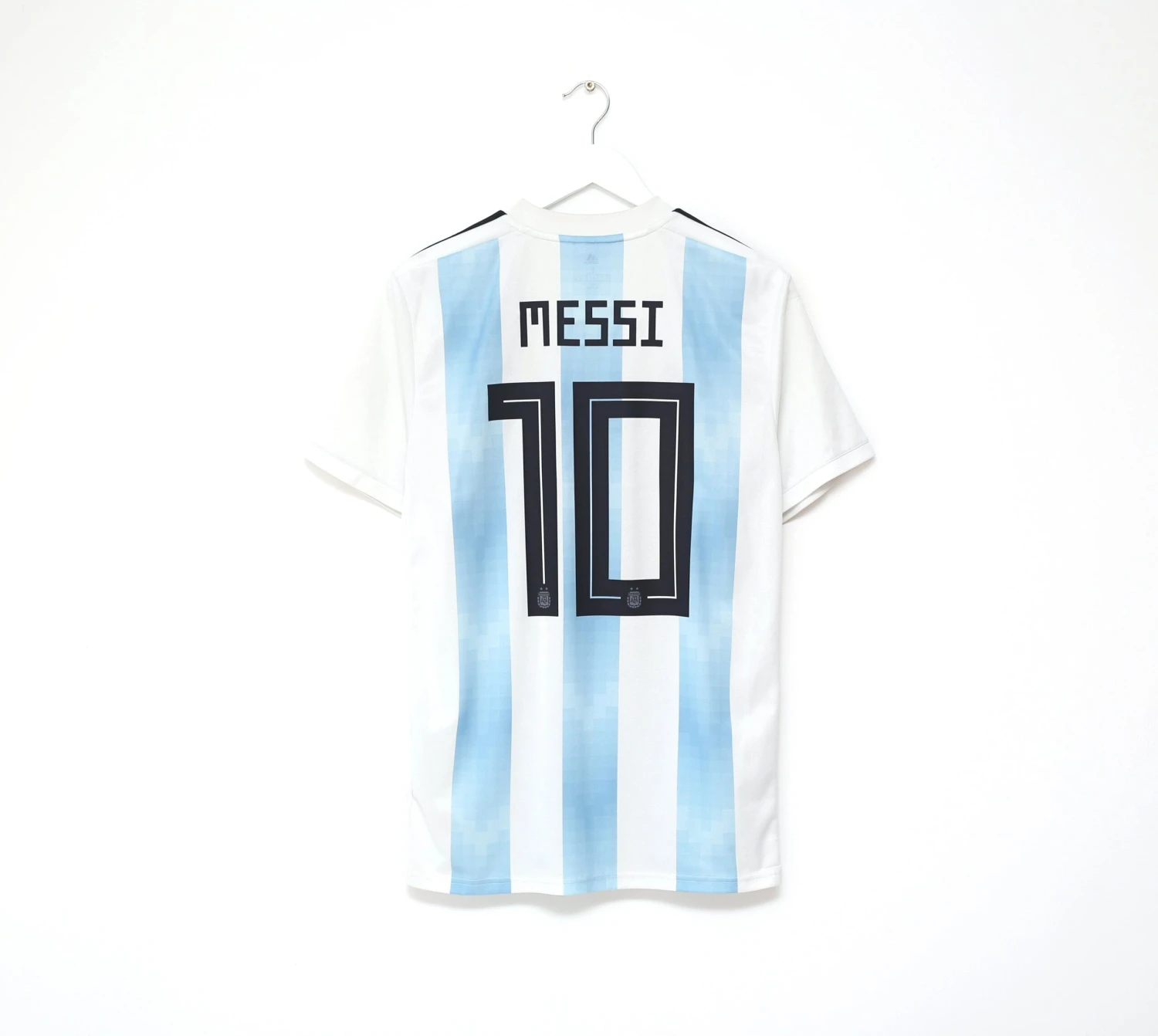 2018/19 MESSI #10 Argentina Vintage adidas Home Football Shirt (L) WC 2018(2018 19 messi 10 argentina vintage adidas home football shirt l wc 2018) 2018/19 MESSI #10 Argentina Vintage Adidas Home Football Shirt (L) WC 2018(2018 19 Messi 10 Argentina Vintage Adidas Home Football Shirt L Wc 2018) -Football Shirt Collective 2018 19 messi 10 argentina vintage adidas home football shirt l wc 2018 41842357731575 scaled