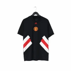 2022/ MANCHESTER UNITED Adidas Icons Football Shirt (M)(2022 Manchester United Adidas Icons Football Shirt M)